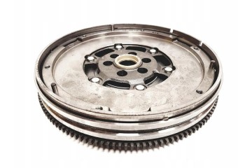 CLUTCH SET 600 0083 00 LUK Wheel type dual mass flywheel