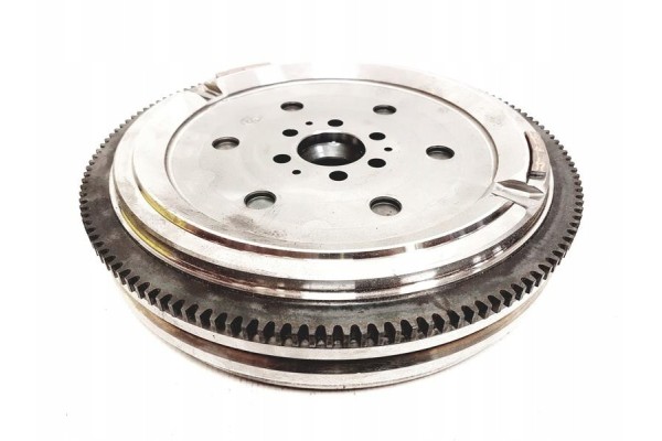 CLUTCH SET 600 0083 00 LUK Additional elements wheel bearing assembly kit