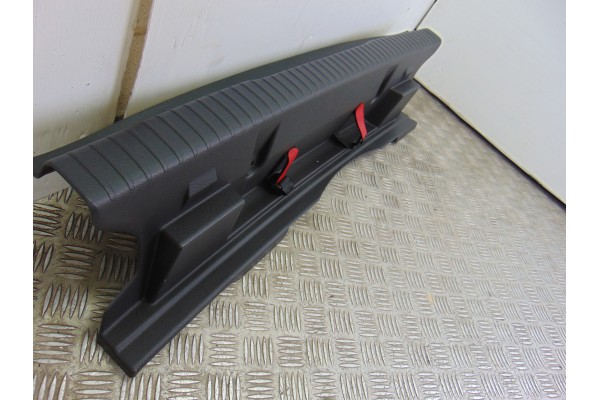 9820801377 GUARNECIDO PORTON TRASERO DS 3 CROSSBACK