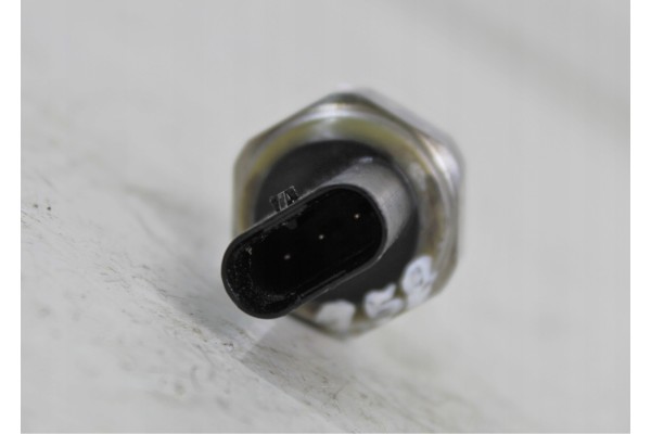 Sensor de presión de combustible Ford OE BU5A-9F972-CA