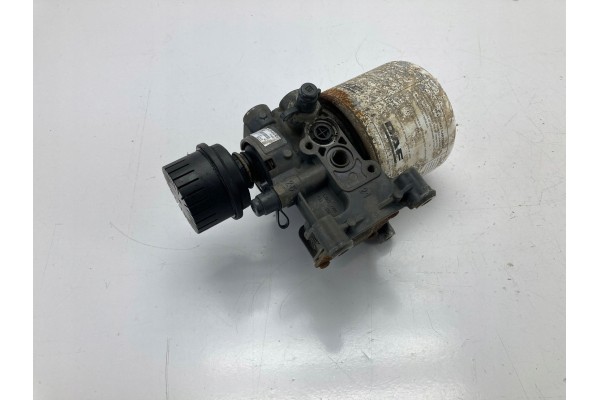 DAF LF EURO 6 DEHUMIDIFIER VALVE DEHUMIDIFIER K056899N02 ABFR393 ZB4701 Part manufacturer DAF OE