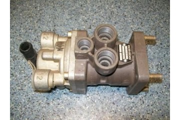 MAIN BRAKE VALVE MERCEDES MB4661 4613192500 Part manufacturer Tender