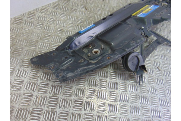  TRAVESAÑO SUPERIOR SAAB 9-3 FAMILIAR Vector 2008 196985 SAAB - 3