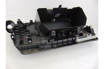 39808618 GUANTERA VOLVO V50 FAMILIAR D4 Kinetic 2011 39808618 197413 VOLVO - 5