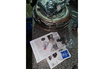 11610417_I CLUTCH KIT WITH DKZ Product weight 8 kg