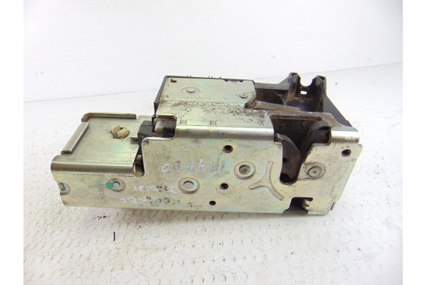 2T1AV21812AE   CERRADURA PUERTA DELANTERA DERECHA FORD TOURNEO CONNECT (TC7) Kombi B. corta (2006) 2004 2T1AV21812AE 197920 FORD