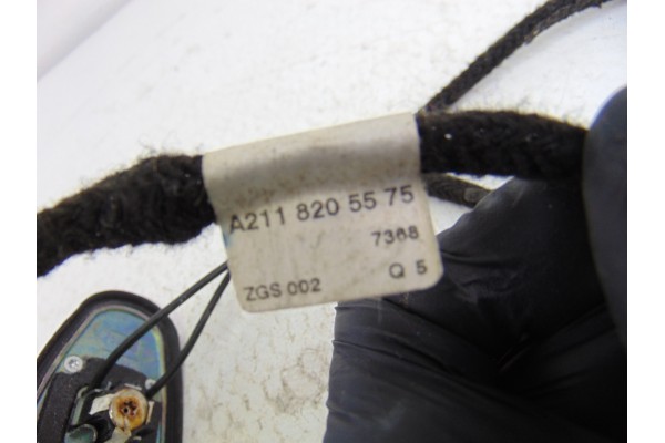 A2118205575 ANTENA MERCEDES-BENZ CLASE E (BM 211) FAMILIAR