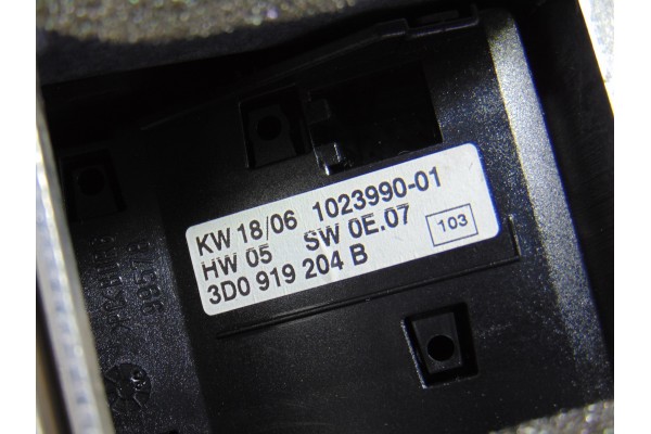 3D1819144  REJILLA AIREADORA VOLKSWAGEN PHAETON (3D3/3D7) TDI V6 4Motion (5 asientos) 2007 3D1819144 198605 VOLKSWAGEN - 3