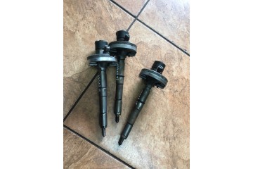 350 392_B RENAULT INJECTOR Engine type diesel