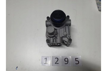 Brake control relay valve EBS semi trailer Wabco 4802020050 DAF MAN Quality of parts according to GVO Q original with factory lo
