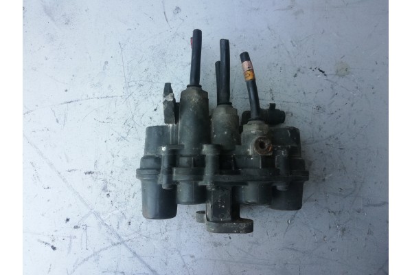 MULTI CIRCUIT VALVE FOUR CIRCUIT VALVE FITS DAF LF 45 LF 55 01 01 Car type trucks