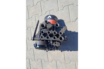 VALVE DEHUMIDIFIER APM RENAULT RANGE T C K RANGE EURO 6 Catalog number of the part 23690614 K202158 EL2101