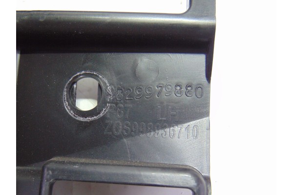 9829979880  MOLDURAS TRASERAS PEUGEOT 5008 Active 2017 9829979880 198819 PEUGEOT - 3