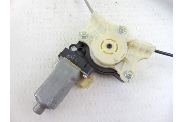 82460-C7000 ELEVALUNAS DELANTERO DERECHO HYUNDAI I20 (GB) Classic 2015 82460-C7000 199218 HYUNDAI - 2