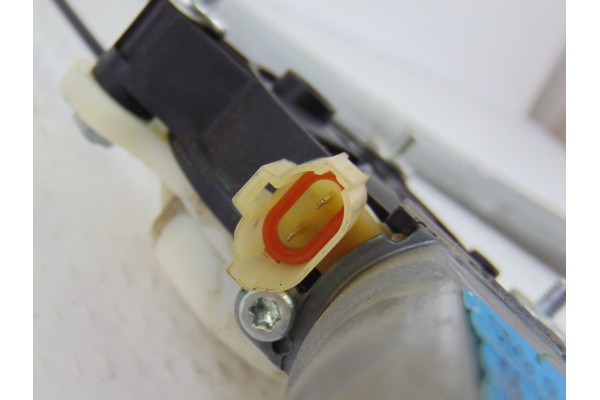 82460-C7000 ELEVALUNAS DELANTERO DERECHO HYUNDAI I20 (GB) Classic 2015 82460-C7000 199218 HYUNDAI - 3