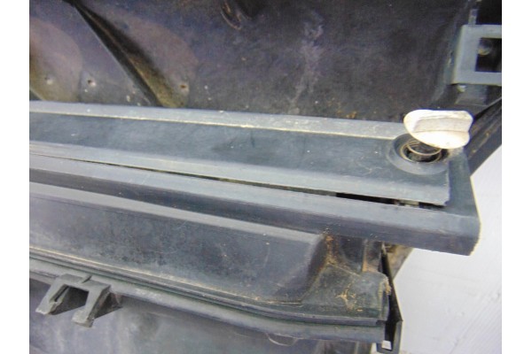 8409049 FILTRO AIRE BMW SERIE X5 (E53) 3.0d 2002 8409049 199260 BMW - 3