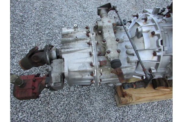 Transmission eaton Renault midlum Transmission type manual