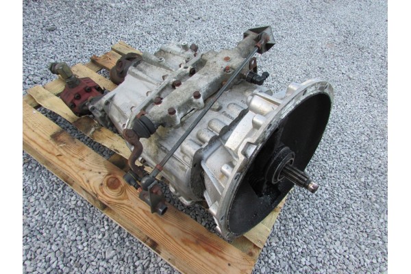 Transmission eaton Renault midlum Car type trucks