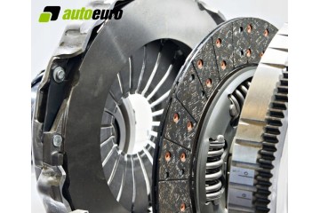Transmission HYUNDAI ELANTRA 1 6 GDI 16V TZ32BU 6 speed WARRANTY Transmission type manual