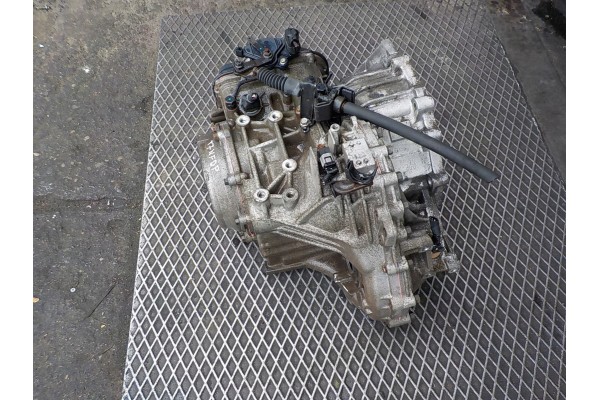 HYUNDAI TUCSON 2 0 CRDI GEARBOX T7NFDP Transmission type automatic