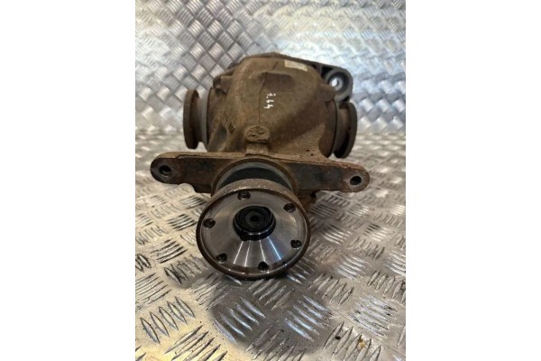 Rear reducer BMW 5 Touring E61 7584867 2 0L diesel 145kW 2008 Part manufacturer BMW OE