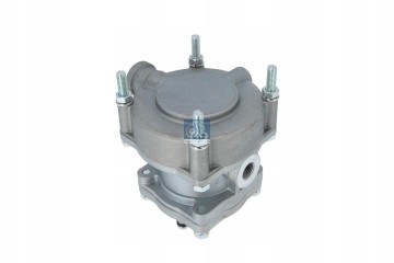 Semitrailer control valve DT SPARE PARTS 1 18334 for VOLVO FM 12 Catalog number of the original A0024312805 A0014314805 85500011