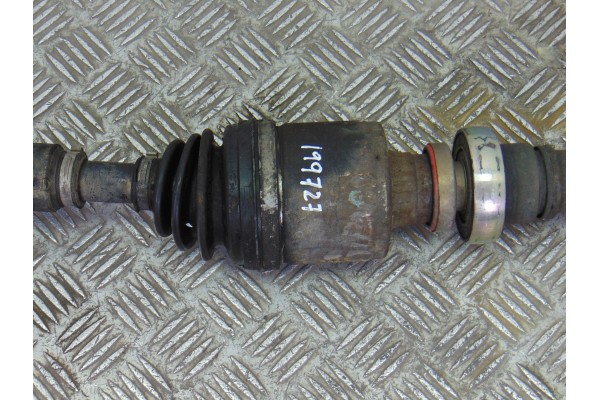  TRANSMISION DELANTERA DERECHA MAZDA 3 BERLINA (BK) 1.6 CRDT  Active 2007 199727 MAZDA - 3