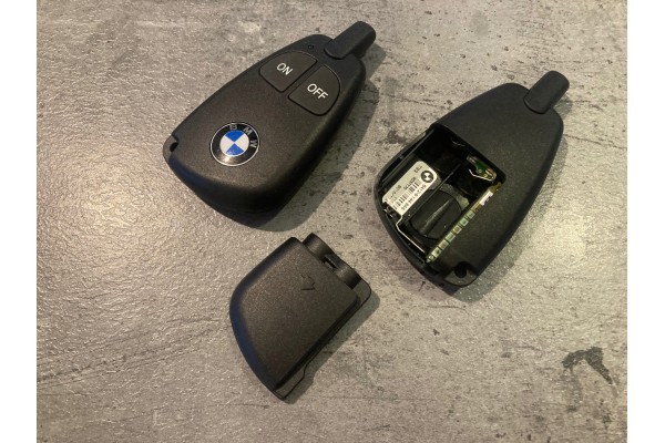 Webasto T93 heating remote control BMW E90 E91 E60 E70 E71 E84 E83 FL Original Catalog number of the part 9144646