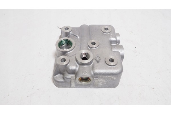Mercedes Actros Atego air compressor head A0001314719 Part manufacturer Mercedes Benz OE