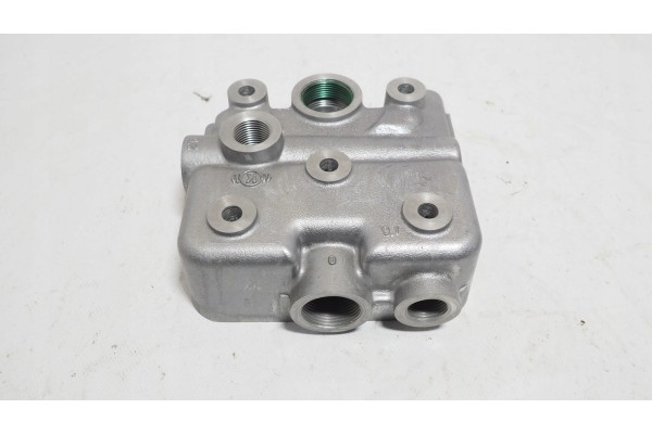 Mercedes Actros Atego air compressor head A0001314719 Car type trucks