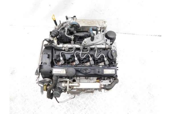 Complete MOTOR INFINITY Q30 QX30 2 2d 651 930 170HP 104tysKM Engine type diesel