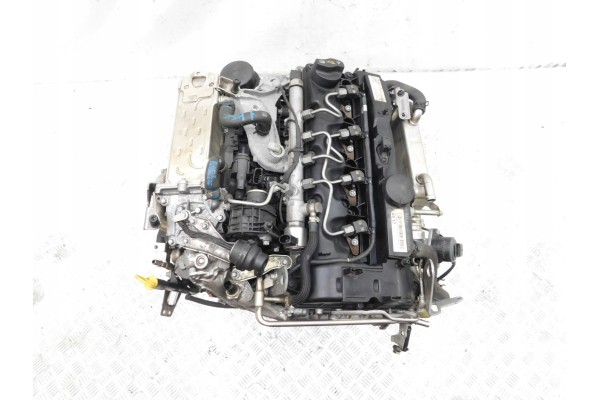 Complete MOTOR INFINITY Q30 QX30 2 2d 651 930 170HP 104tysKM Product weight with unit packaging 200 kg