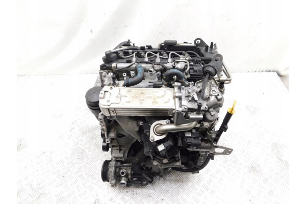 Complete MOTOR INFINITY Q30 QX30 2 2d 651 930 170HP 104tysKM Version European