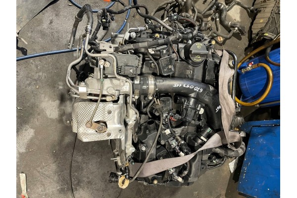 MASERATI GIBLI LEWANTE GRECALE 2 0 TURBO HYBRID 670053115 AS NEW