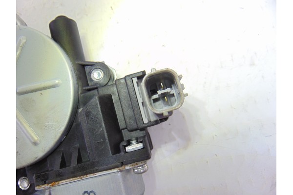 2 PIN ELEVALUNAS DELANTERO DERECHO SUBARU LEGACY BERLINA (B13/BL) 2.0 D Classic 2008 2 PIN 200043 SUBARU - 1