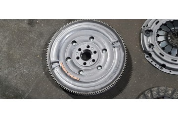 Kit de embrague original Nissan para coches de pasajeros europeos