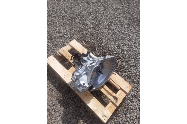 SUZUKI SWIFT MK6 1 3 ZN3 ZN0 GEARBOX Catalog number of the part 2471169G01