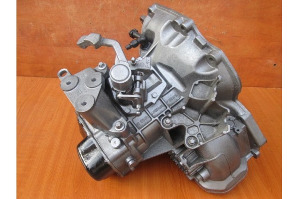 OPEL VECTRA C SIGNUM 1 6 1 8 16V PETROL TRANSMISSION 5 GEARS checked approx Transmission type manual