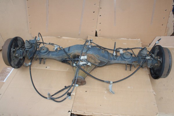 Nissan Navara D23 NP300 2 3 DCI Renault Alaskan bridge differential rear Catalog number of the part Navara D23 NP300 Alaskan mos