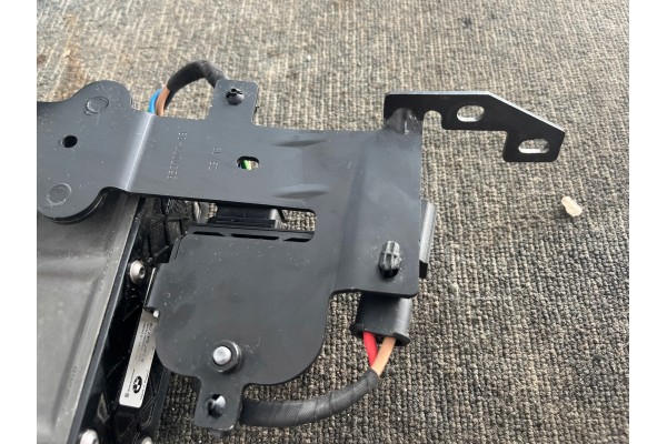 BMW X1 F48 LCI LIFT 19r 2 0 D 150HP WEBASTO Quality of parts according to GVO O original with manufacturer s logo OE