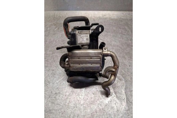 Webasto VW SHARAN 7N1 7N2 122R000018 2 0L gasoline 162kW 2015