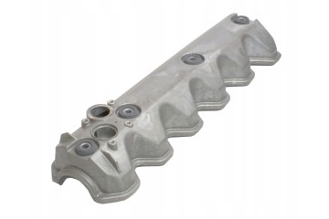 OE VAG 074103469P VALVE COVER VW CRAFTER 2 5 TDI 06 Quality of parts according to GVO O original with manufacturer s logo OE