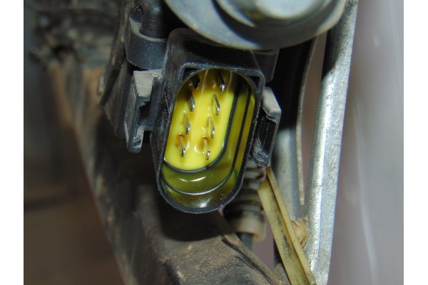 8 PIN ELEVALUNAS DELANTERO DERECHO AUDI A4 BERLINA (B5) 1.8 T 1998 8 PIN 200443 AUDI - 4