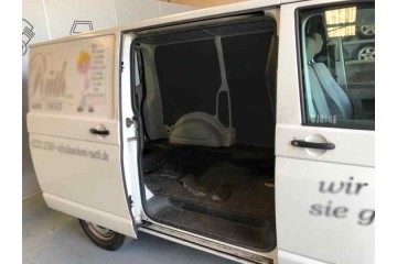 VOLKSWAGEN T5 TRANSPORTER FURGÓN/COMBI (7H) Caja cerrada