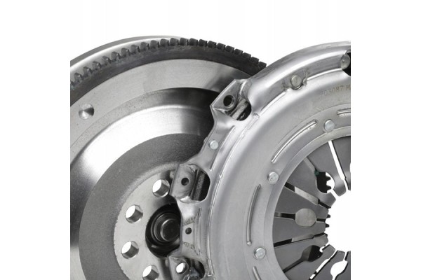 Complete clutch kit VALEO 835101 for BMW X3 E83 20 06kg Product weight 20 06 kg