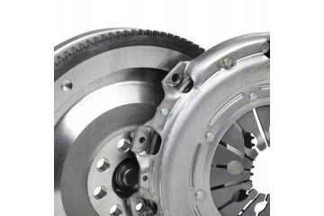 Complete clutch kit VALEO 835101 for BMW X3 E83 20 06kg Product weight 20 06 kg