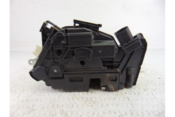 5N1837016F  CERRADURA PUERTA DELANTERA DERECHA SEAT IBIZA BERLINA (6J5) Reference 2015 5N1837016F 200676 SEAT - 2