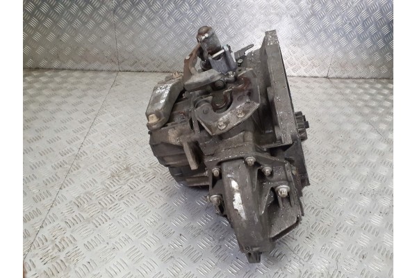 GEARBOX OPEL ZAFIRA B 2 2 M32 FGP55192042 Catalog number of the part M32 FGP55192042