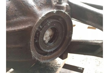 Reductor trasero MERCEDES-BENZ VIANO (W639) 3611 gasolina 140kW 2005