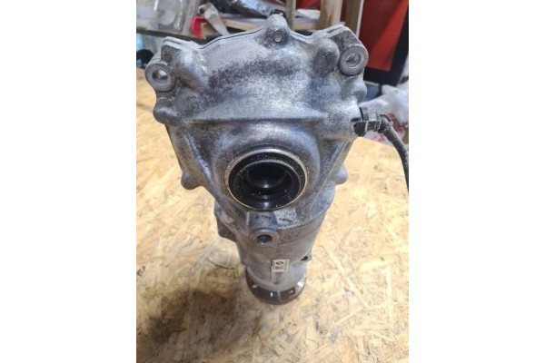 Front reducer BMW X3 G01 F97 8679981 4 0L gasoline 265kW 2019 Part manufacturer BMW OE